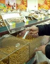 不觸摸，更安心 散裝食品選購的新風尚